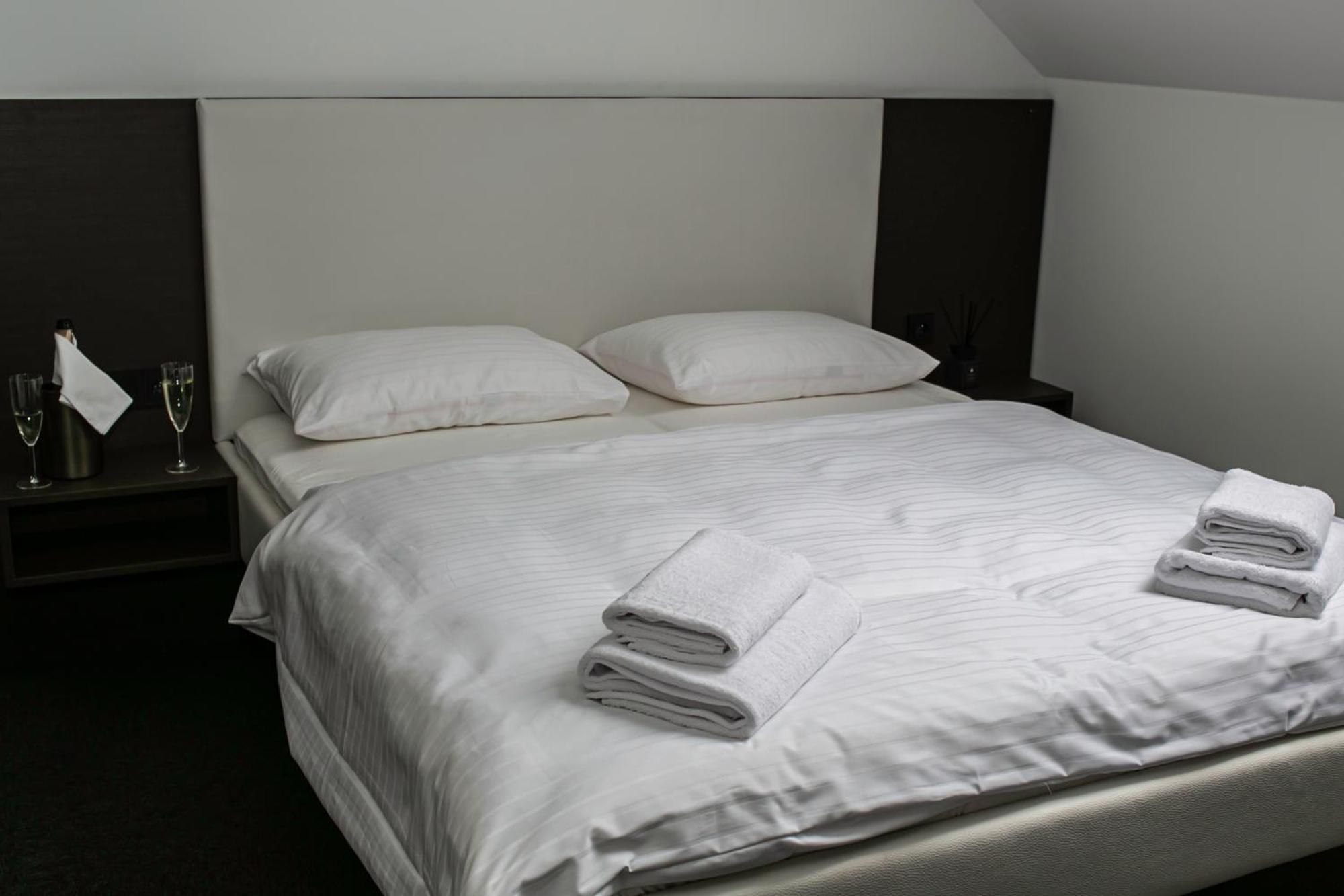 Golden Golem Hotel & Spa Prag Eksteriør billede